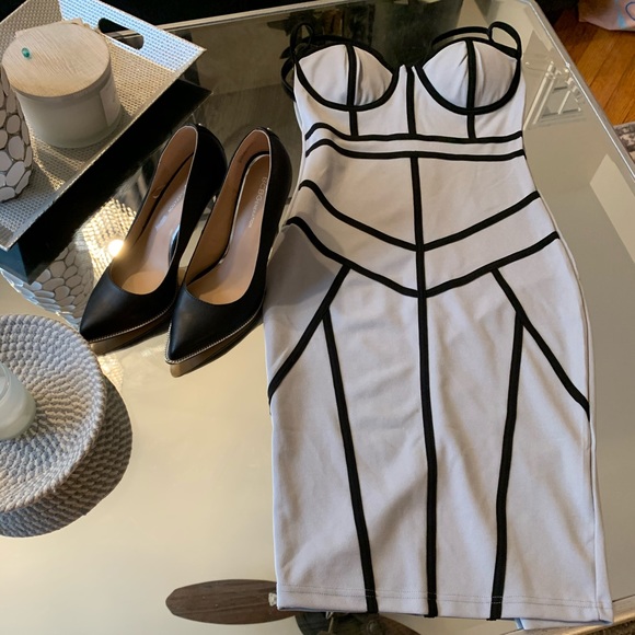 Dresses & Skirts - Silver with black sexy bodycon dress small